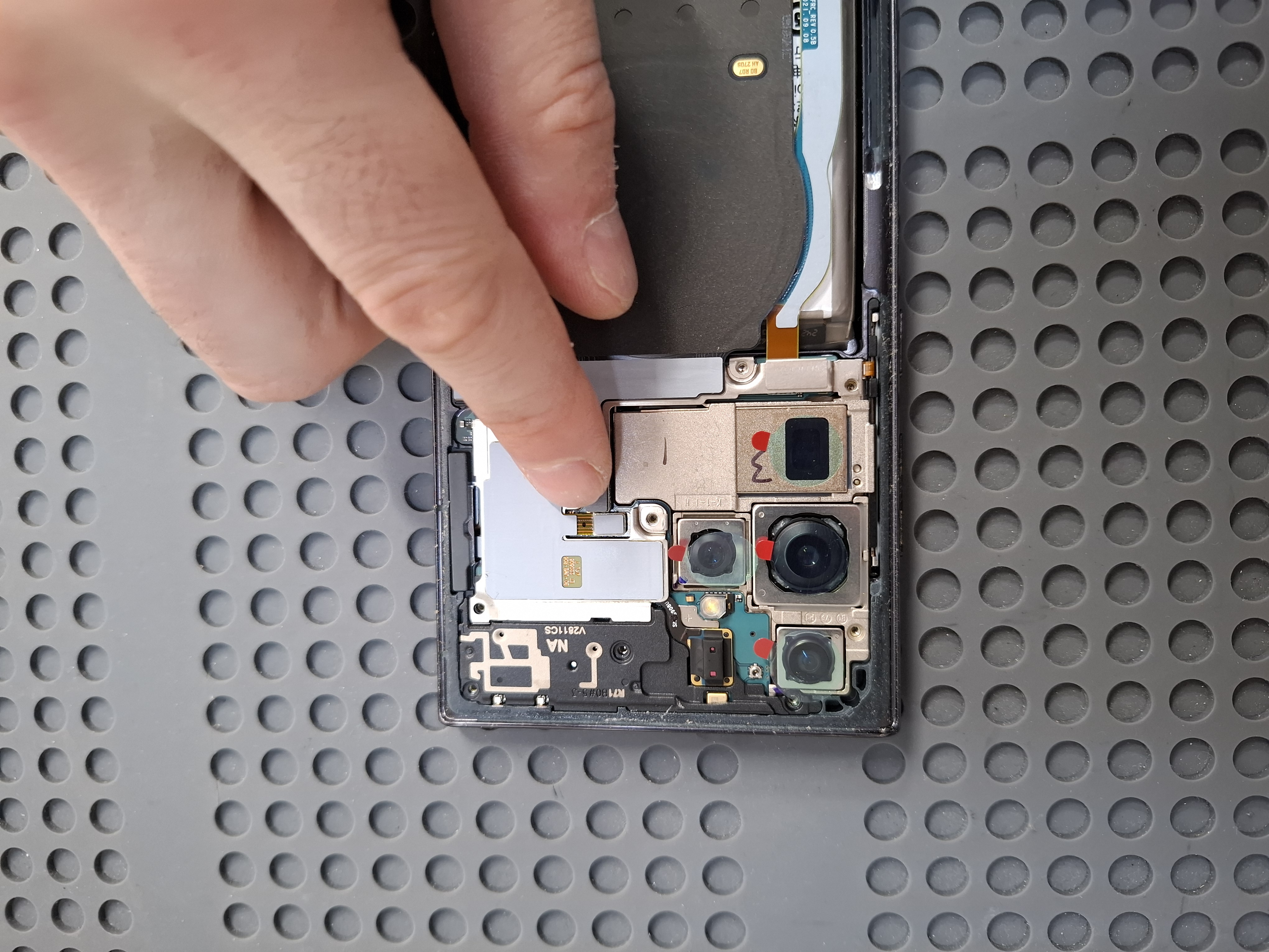 Проверка подсоединения шлейфов Samsung Galaxy